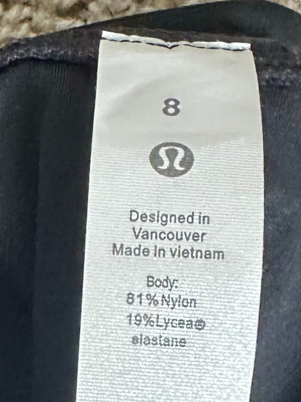 Lululemon High-Rise Pants - Picture 4 of 6